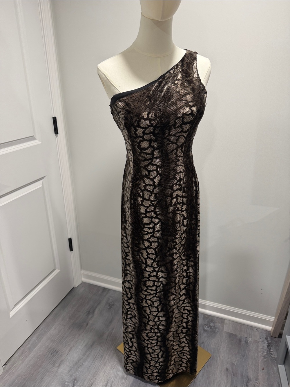 Vintage Adrianna Papell Evening One-Shoulder Metallic Black and Gold velvet Gown